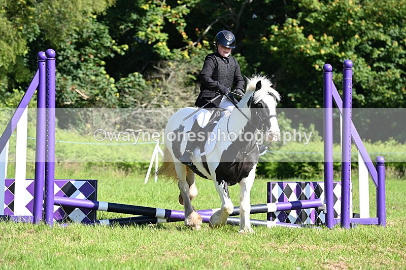 WJ6_3488 - Class 1 Tiny Cross Poles
