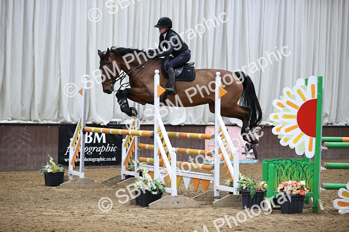 SBM_001799 - Class 4 - Senior Newcomers - 1.10m Open