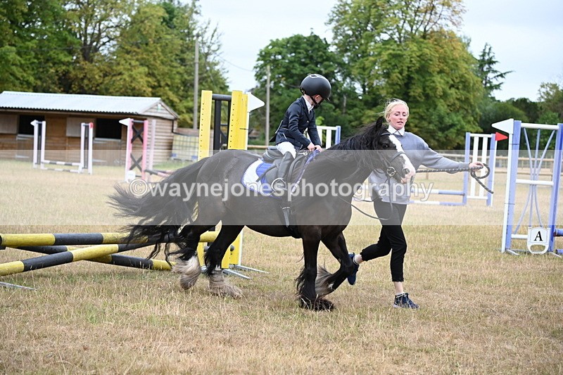 WJ6_9568 - Class 12 Minimus Jumping 45cm