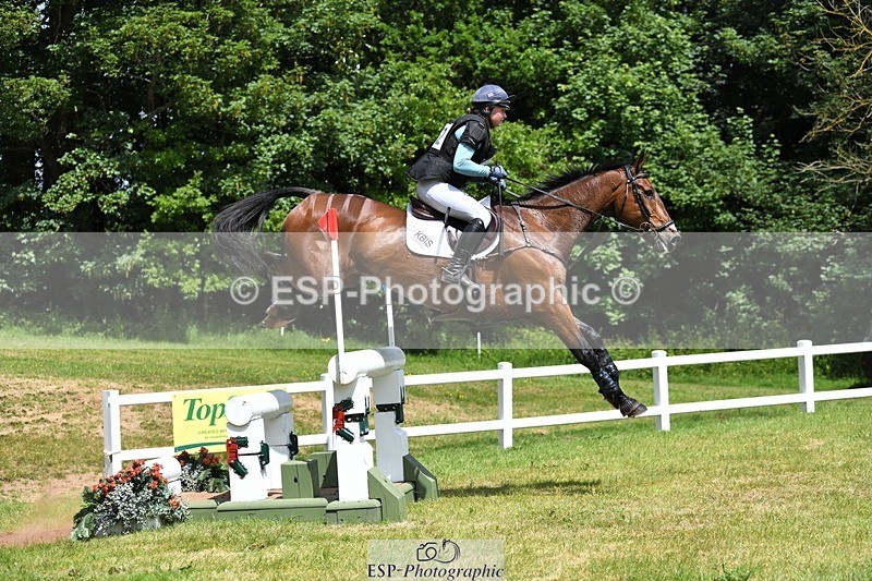 230528-134325-17106 - 462-WOODLANDS_BE_DARING-Sasha_Hargreaves-XC