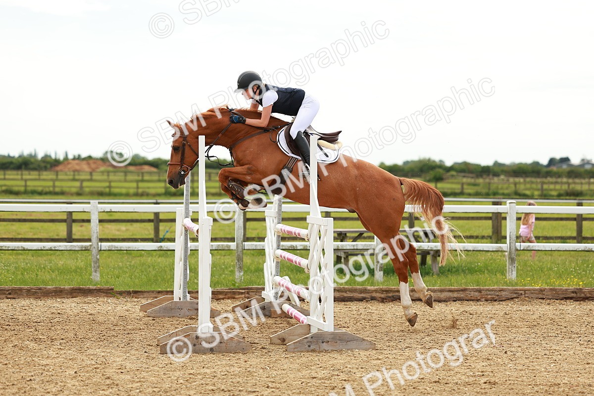 SBM_002316 - Class 4 - Senior Newcomers - 1.10m