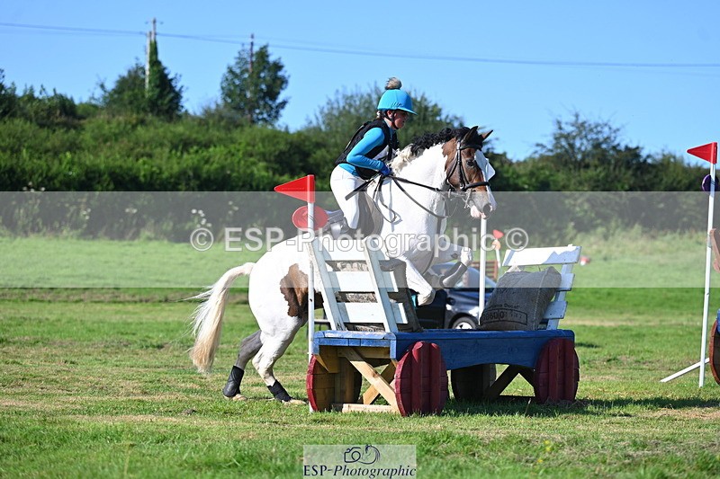 240811A-172330-07195 - 411-