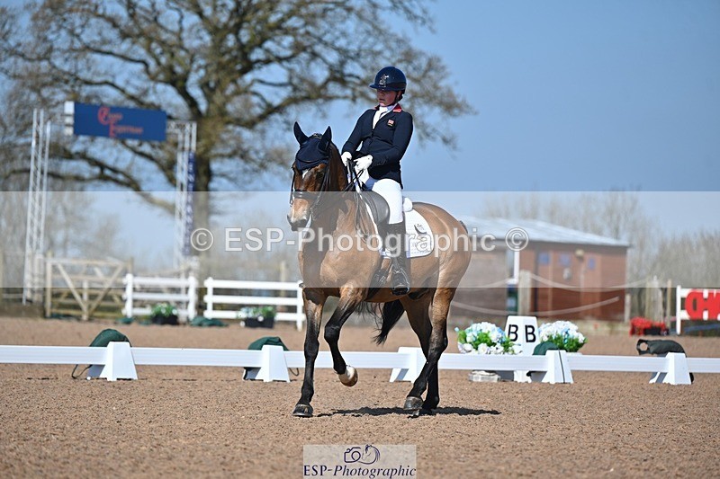 250405-110039-10085 - 115-Isla.Sully-Vagabond.De.Massa