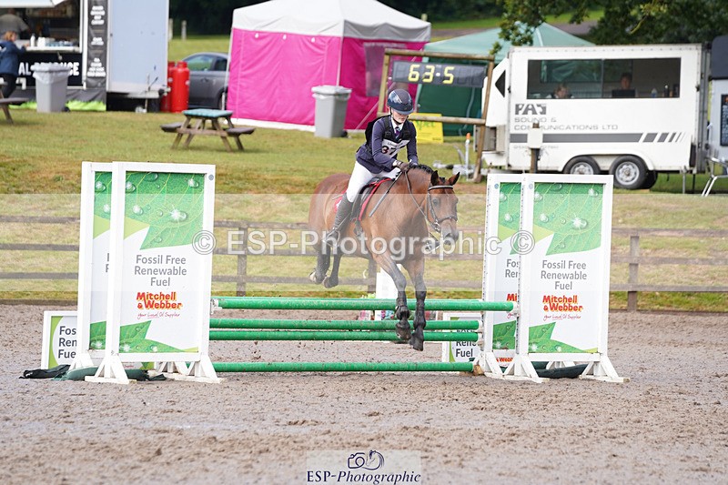 240824X-105312-23121 - 70cm Round 1 9.30 to 11.10