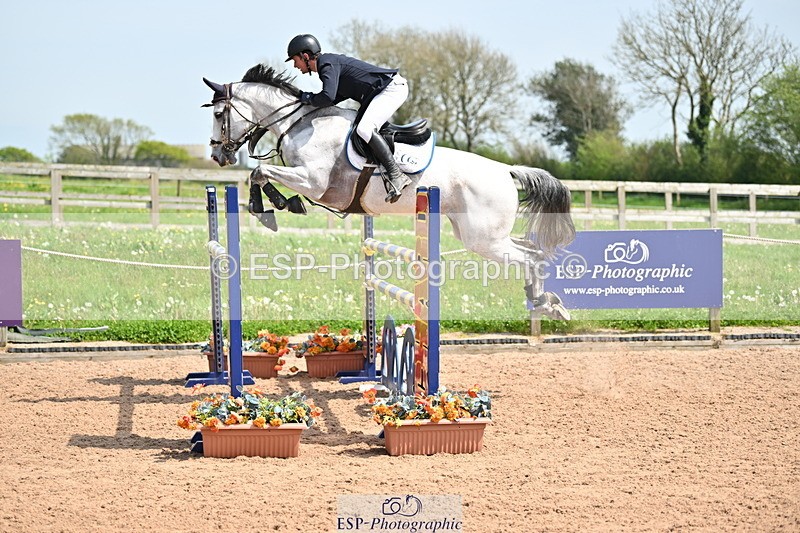 240510A-142028-08000 - Cls 23 Talent Seeker Inc 7yr old 14.10 to Finish