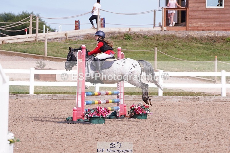 250629-170342-13154 - Cls 33 Stepping Stones 128cm and 138cm