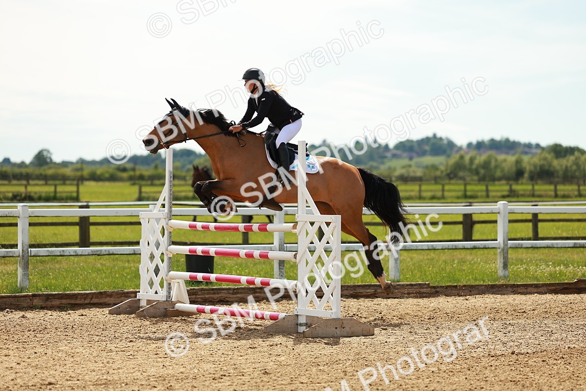 SBM_002465 - Class 4 - Senior Newcomers - 1.10m