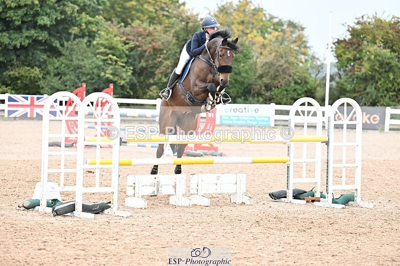 250917-133108-00690 - Cls 4 Newcomers and 1.10m Open