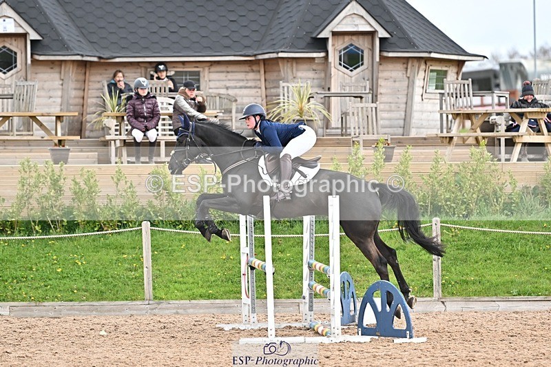 250414-111743-00426 - 90cm Round 1