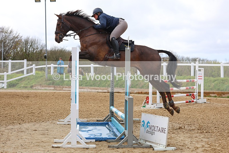 3E7A1669 - Class 7: Senior Newcomers/1.10m open