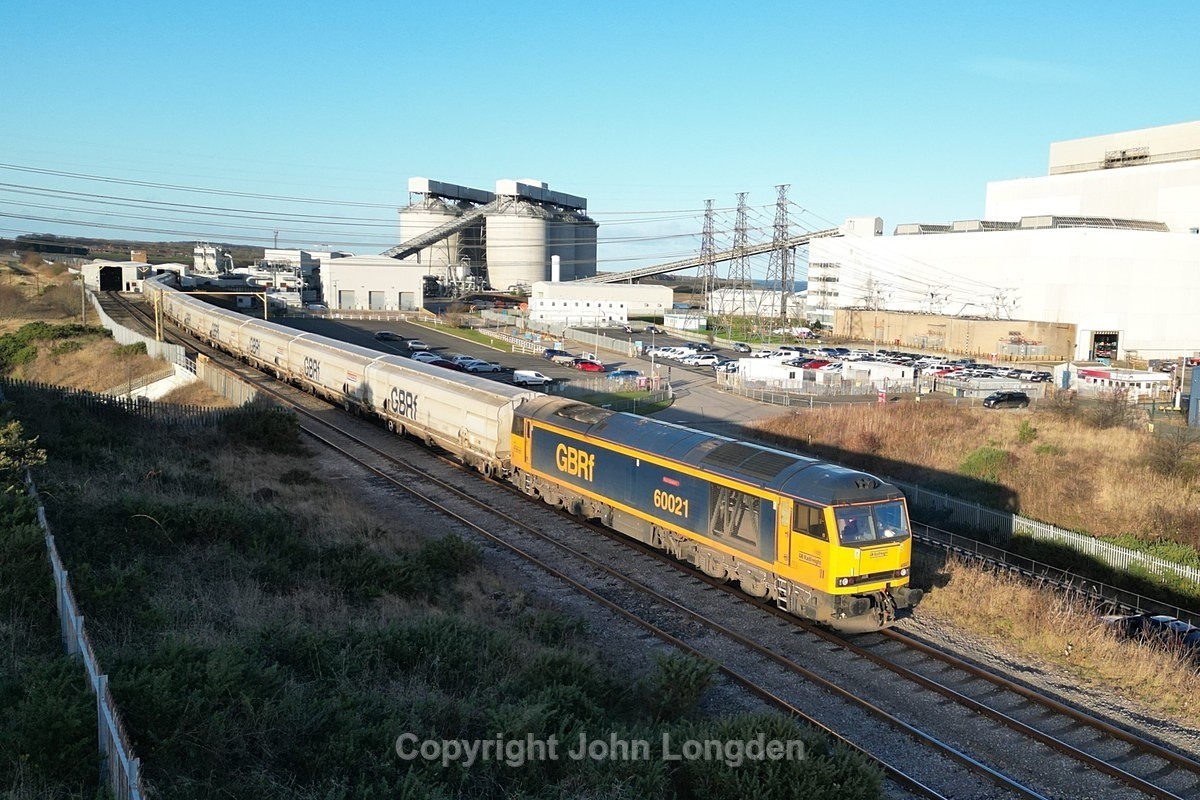 JL - 19.12.23 60021 6N87 Lynemouth PS - Tyne Coal Terminal, Lynemouth - Blyth & Tyne (north to south)