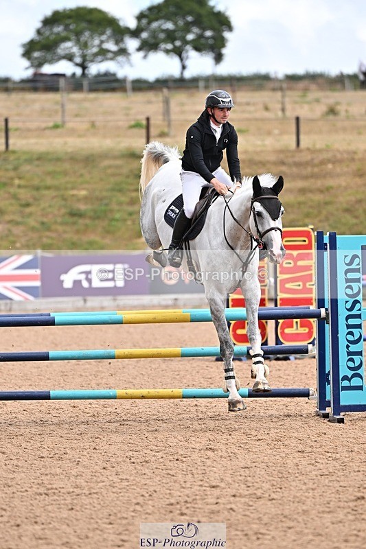 260819-125230-00595 - Cls 4 Snr 1.05m