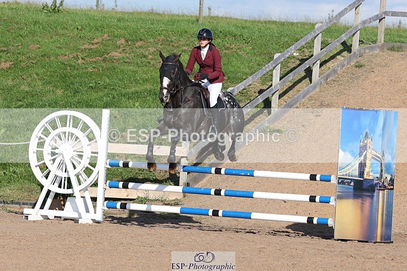 230915A-162559-03163 - Cls 6 Snr 1.05m Derby