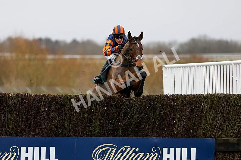 110124-Race 3-Time For A Pint-4993 - Race 3