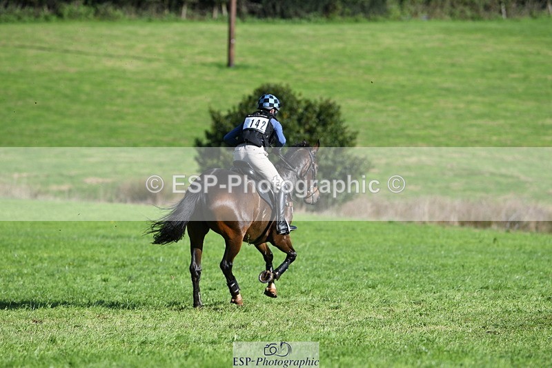 251024A-124934-11732 - B-142-Harry.Hodge