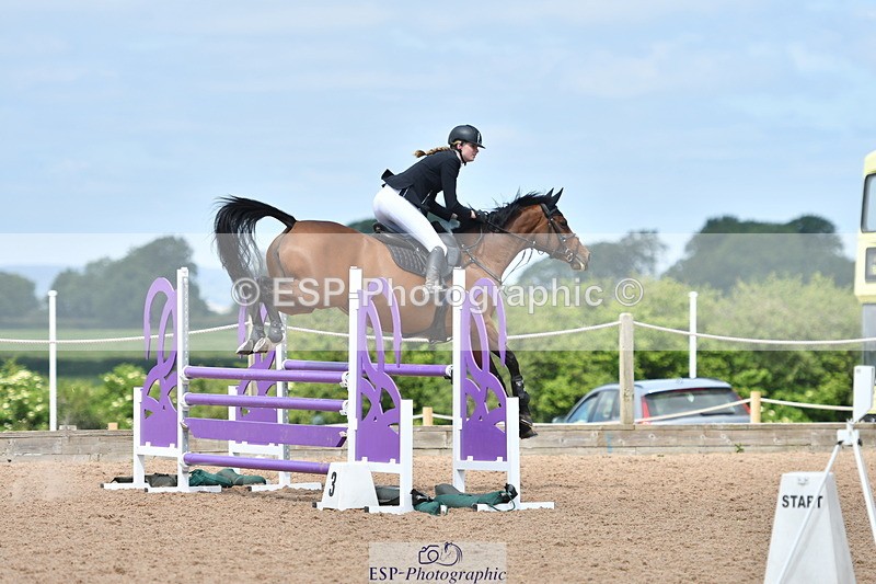 240609A-113847-04660 - Cls 17 Snr 1.05m Open