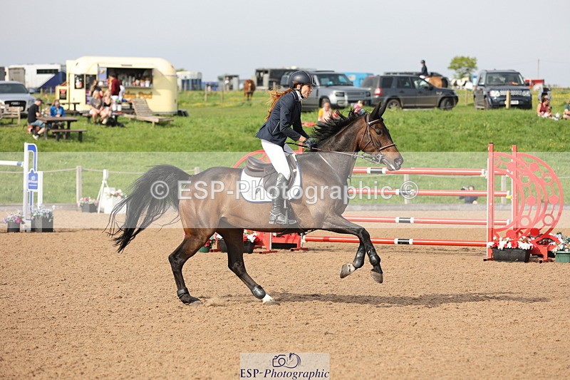 240511A-171127-15234 - Cls 38 National 1.40m Open