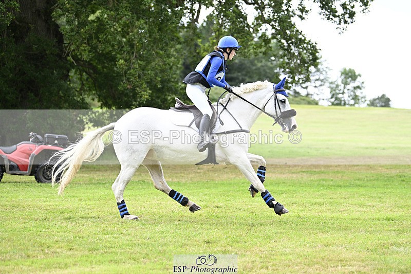 240825X-141212-34762 - 80cm XC 14.30 to 15.30