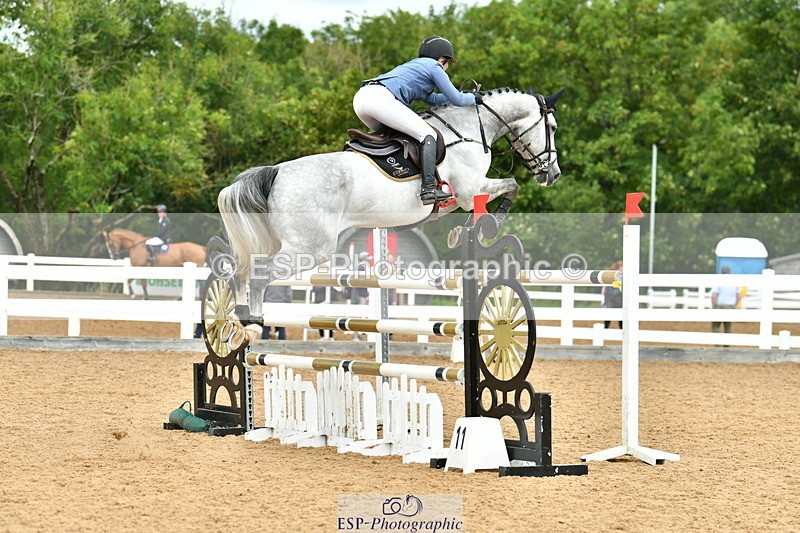 230721A-142216-06875 - Cls 22, 1 Star Gold 1.30m