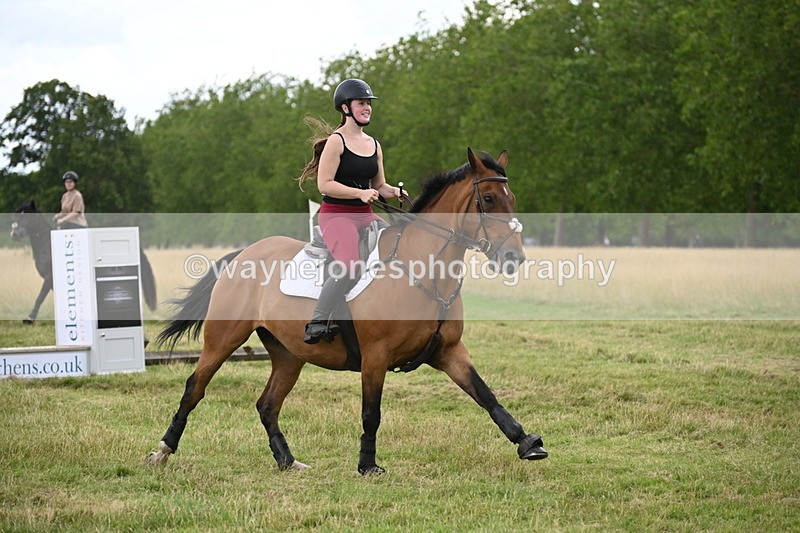 WJ6_4904 - Time at Jump 13:04 to 13:34