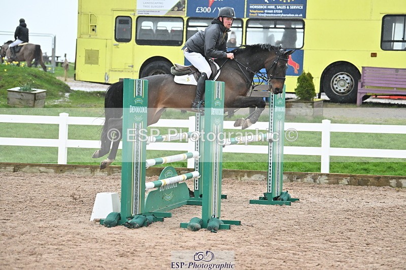 240225A-131255-05412 - Cls 21 Newcomers and 1.10m Open