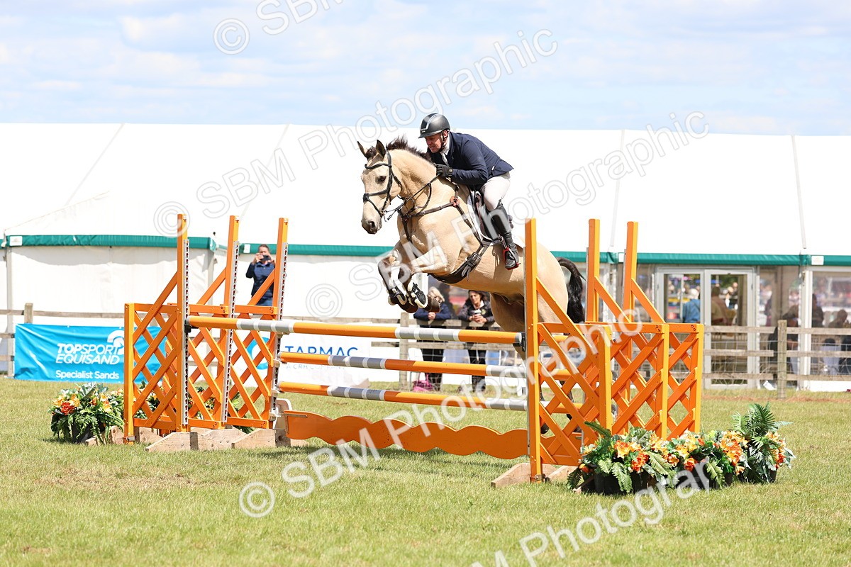 SBM_15595 - Class 207 - Senior 1.15m Open