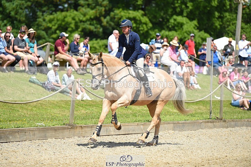 230528-113526-15275 - 356-THE_DUMB_BLONDE-Kat_Raybould-SUNTrotUp+SJ