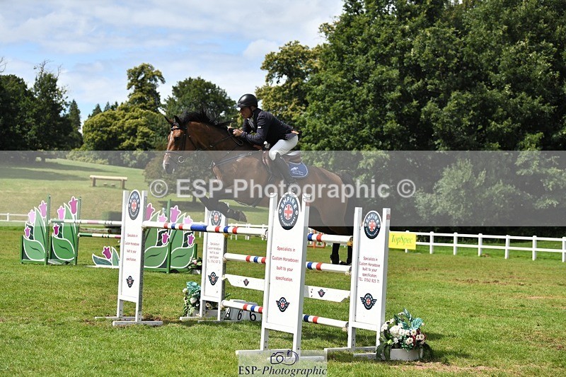 230712-150412-24600 - Cls 52 1.40m Open