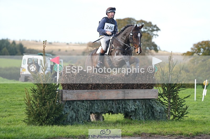 251024A-154209-14533 - C-246-Simon.Vatcher