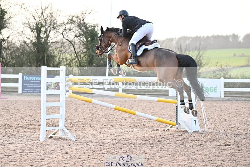 231208A-153451-01302 - Cls 7 National 1.30m & 1.40m