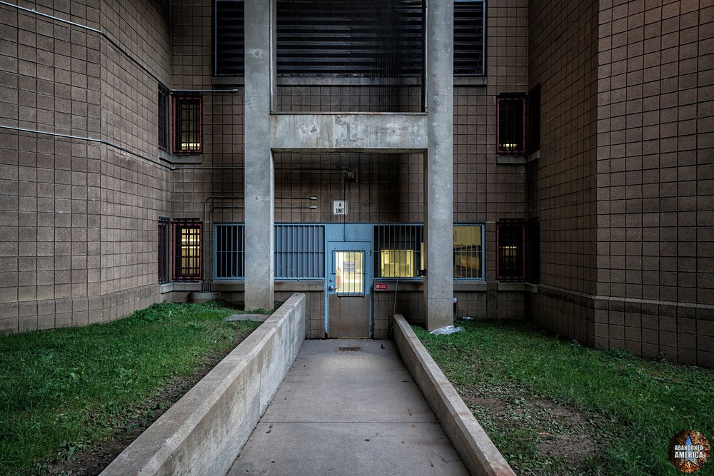 Western State Penitentiary (Pittsburgh, PA) | Housing Unit Entrance - Western Penitentiary