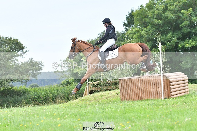 240803-124310-04286 - 027-Tabitha_Trevelyan-Johnson-DUEL_IN_THE_SUN