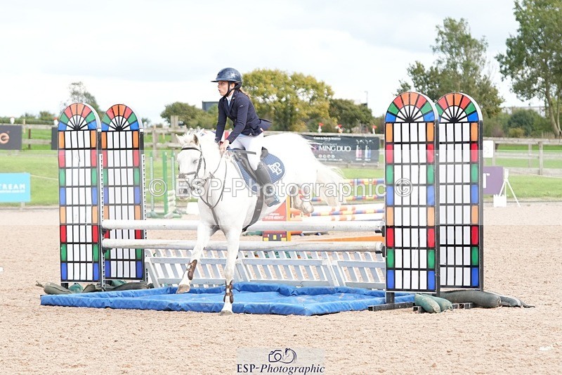 250921-150236-03772 - Cls 20 Pony 80cm Derby