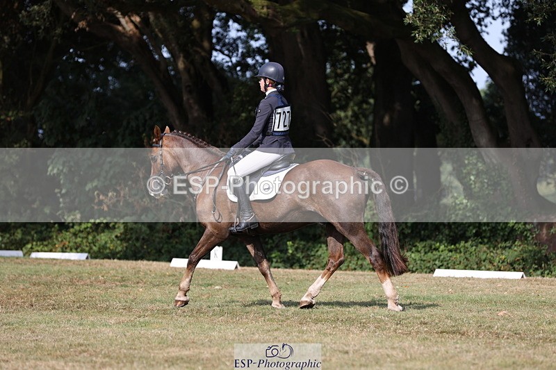 250823A-161558-33371 - PC80 Ride Off