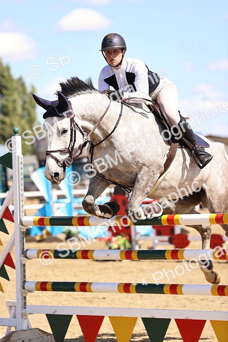 SBM_015342 - Class 16 - Senior foxhunter - 1.20m Open