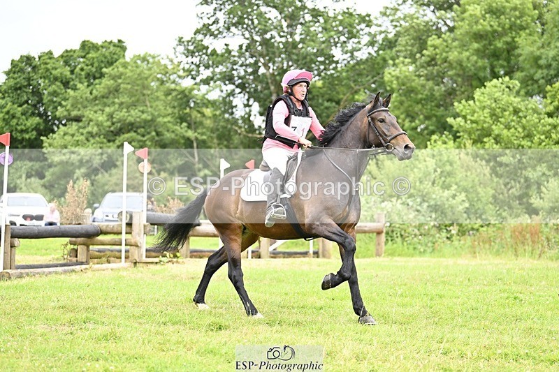 240630-154151-02752 - 711-Susan-Joy_Keeping-Penpont_Long_Tall_Sally