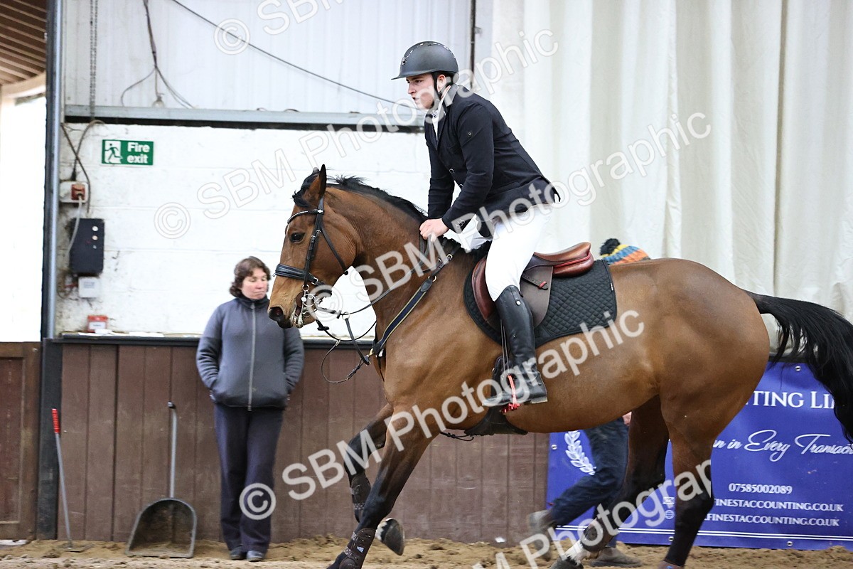 SBM_001865 - Class 4 - Senior Newcomers - 1.10m Open