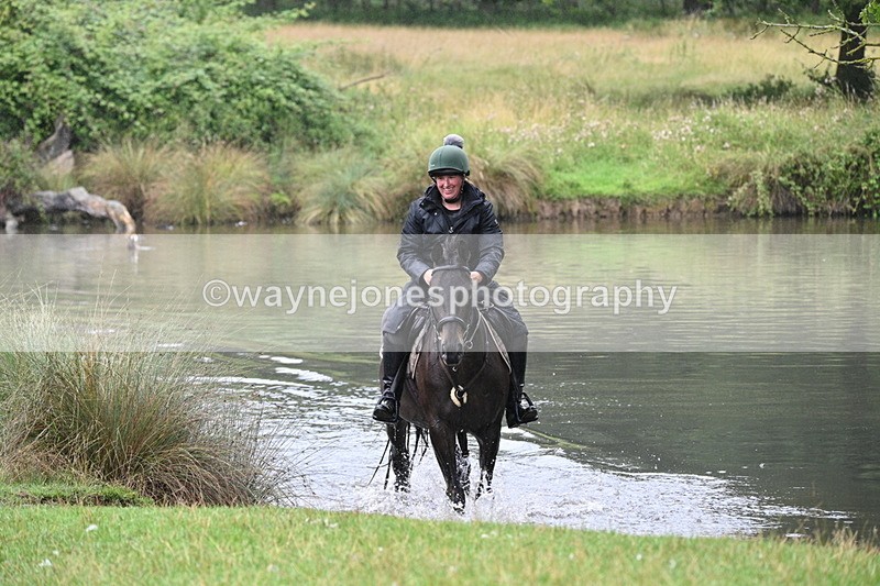 WJ7_9011 - Time at Water 11:53 to 12:23