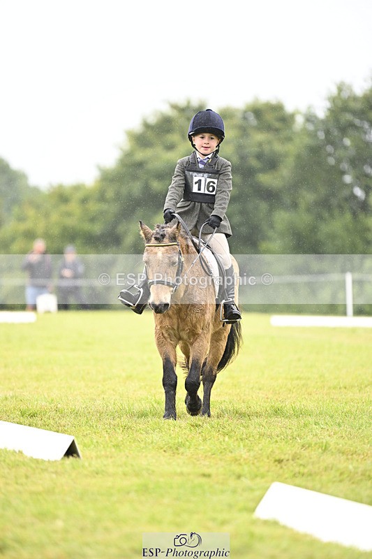 240824X-101246-21558 - D70 Section A and B 9.30 to 10.40