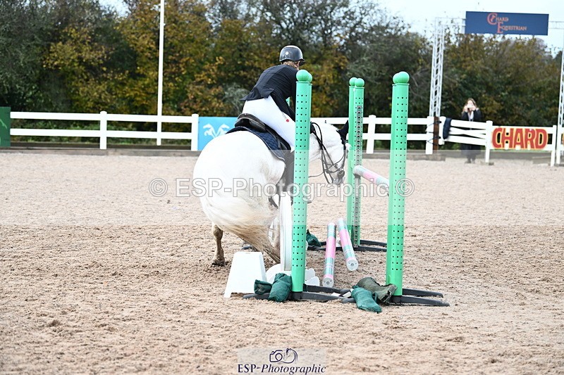 231118A-104551-01504 - Cls 5 Discovery & 90cm Open