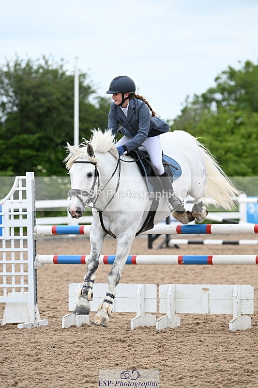 240609A-143338-05969 - Cls 26 Pony Foxhunter and 1.10m Open