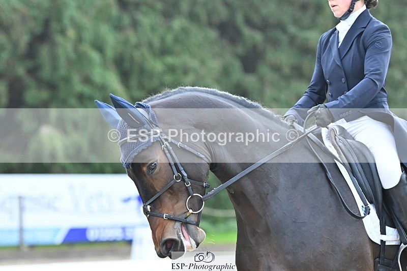231019-112528-02128 - 108-BELGRAVE.IRENA-Lizzie.Scholefield-DR