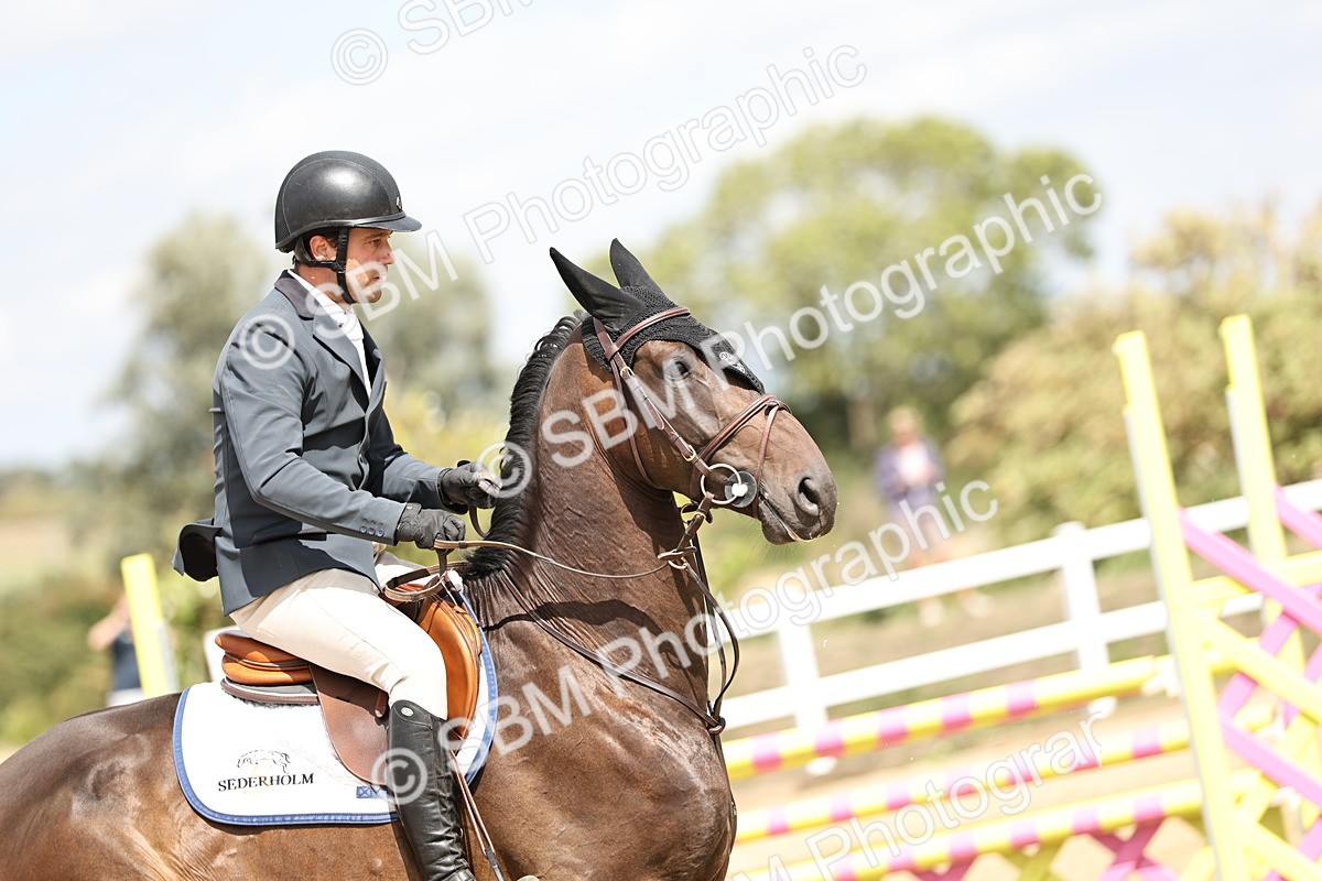 SBM_004736 - Class 5 - Senior Discovery - 1.00m Open