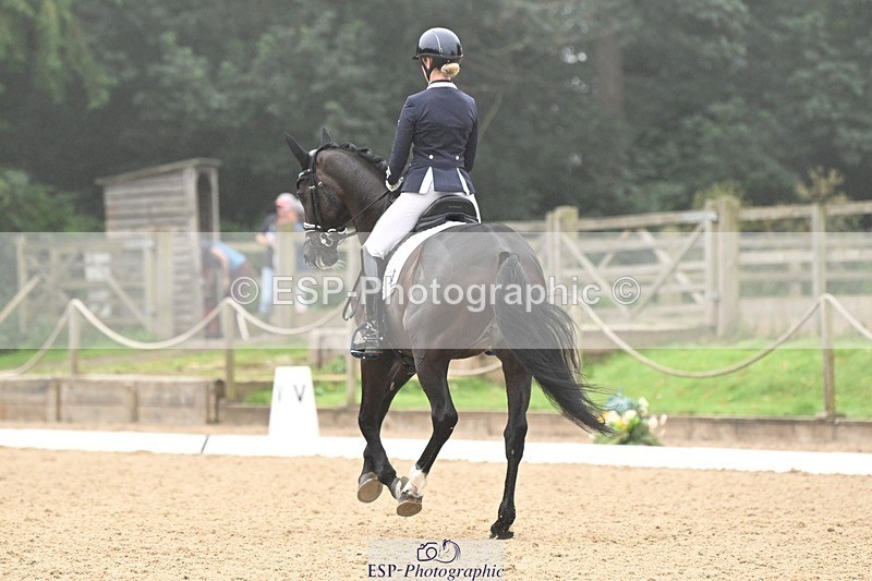 240811-110502-05399 - 226-Georgie.Nicholls-Woodcroft.Kika.Quina