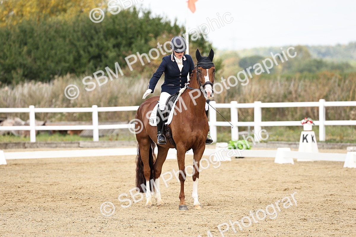 SBM_018251 - Class 16 - Novice 5 - 11.12-12.01