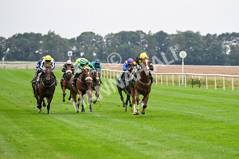 070924-Race 1-Managing Director-6957 - Race 1