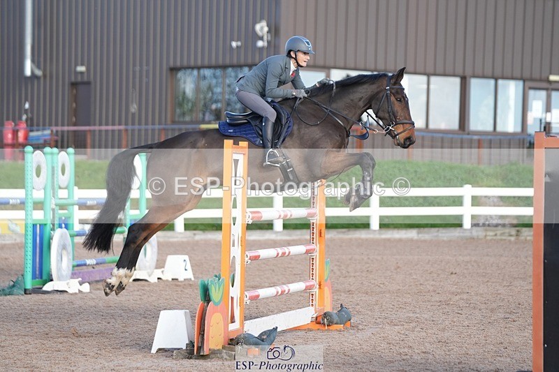 251108-124812-02577 - Cls 13 Foxhunter and 1.20m Open