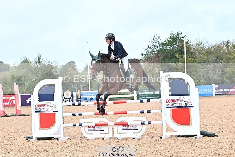 261014-124301-00465 - Cls  05 Snr Newcomers & 1.10m Open