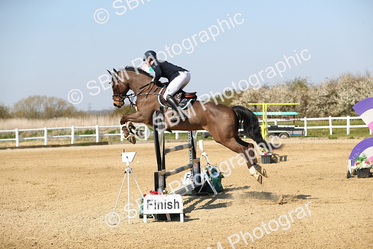 SBM_001019 - Class 4 - Senior Newcomers - 1.10m