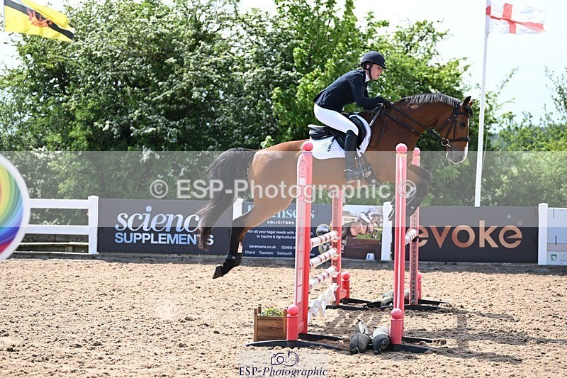260507-135543-03729 - Cls 9 1.05m Amateur Qualifier